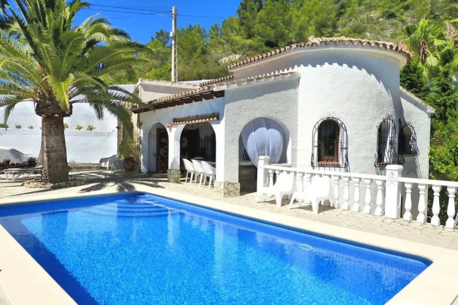 Revente - Chalet independiente -
Benissa