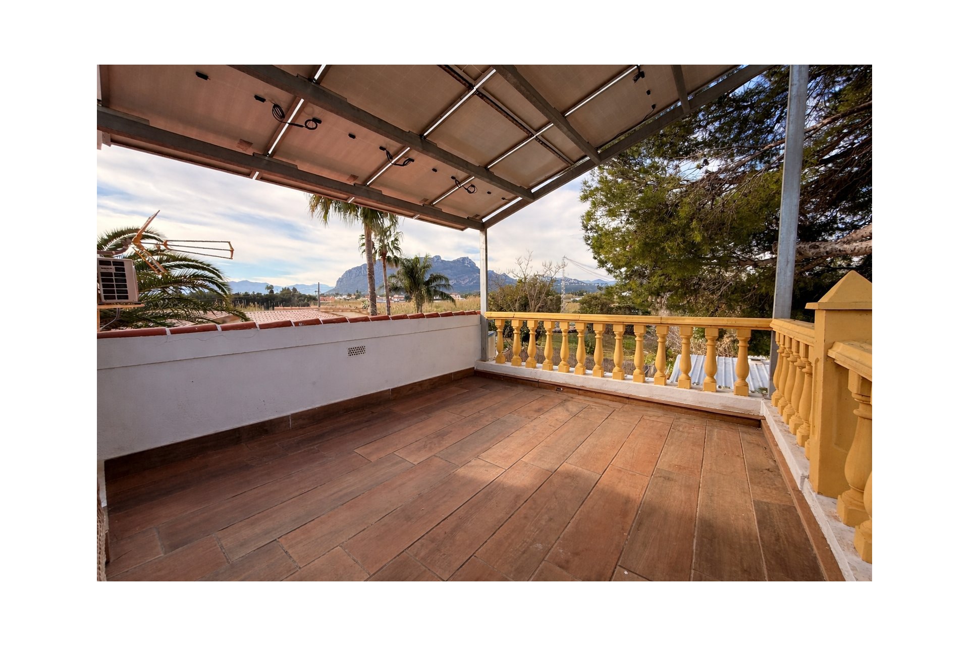 Revente - Chalet independiente -
Denia - Les Marines - Las Marinas