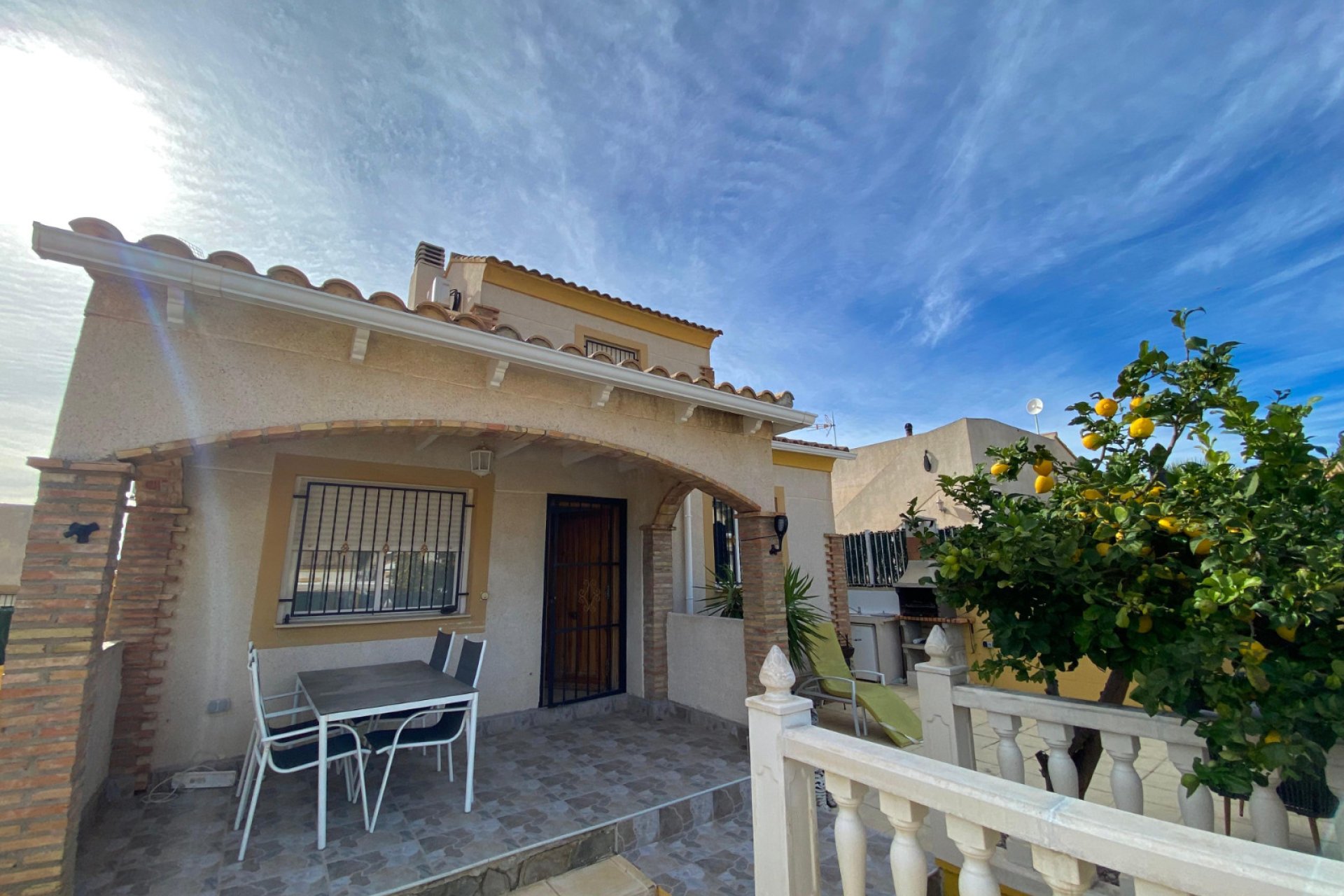 Revente - Chalet independiente -
Polop - Alberca