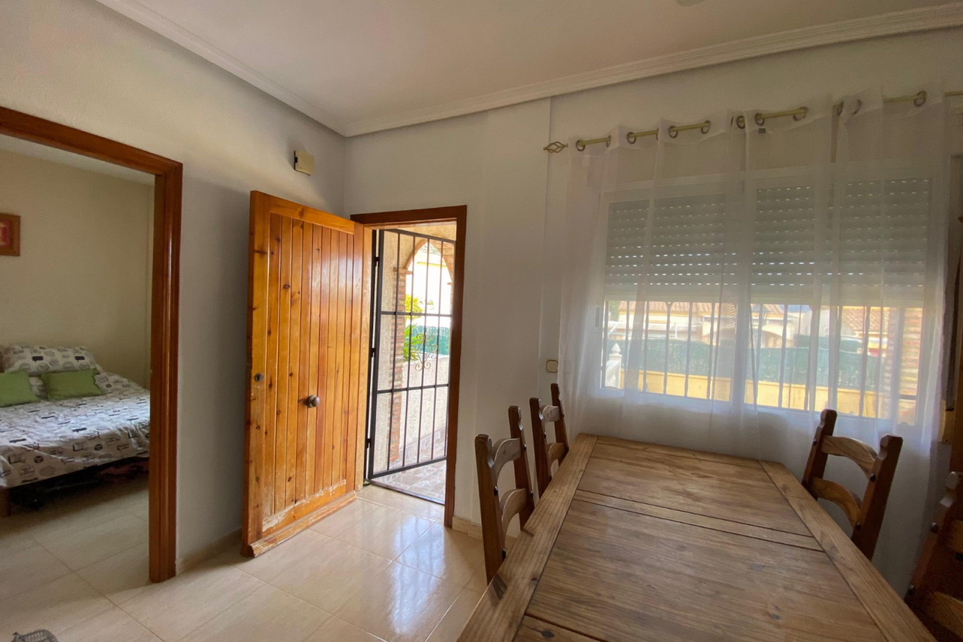 Revente - Chalet independiente -
Polop - Alberca