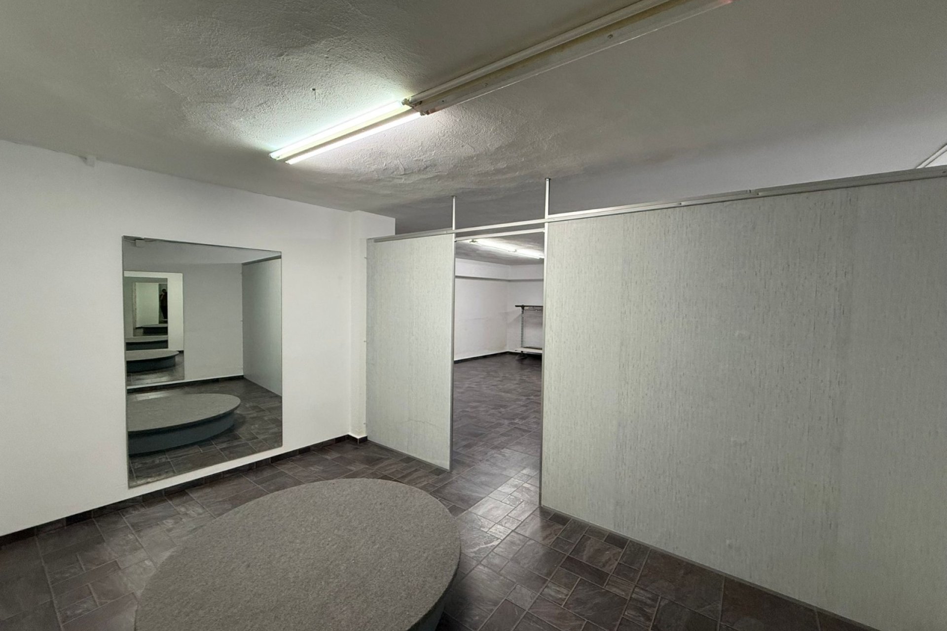 Revente - Local  -
Tavernes de la Valldigna  - Pueblo 