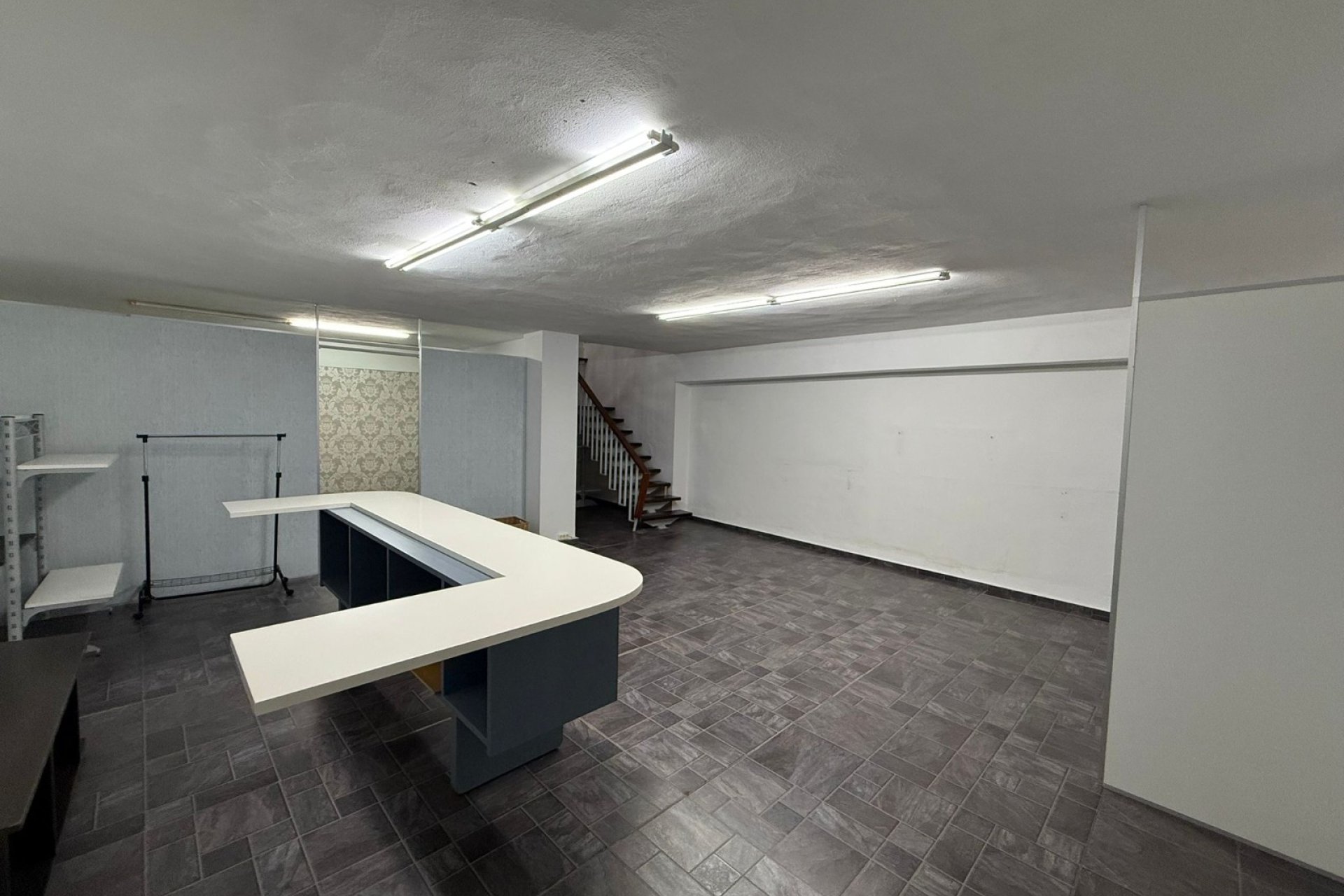 Revente - Local  -
Tavernes de la Valldigna  - Pueblo 