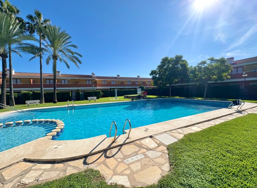 Revente - Maison de ville -
Denia - Les Marines - Las Marinas