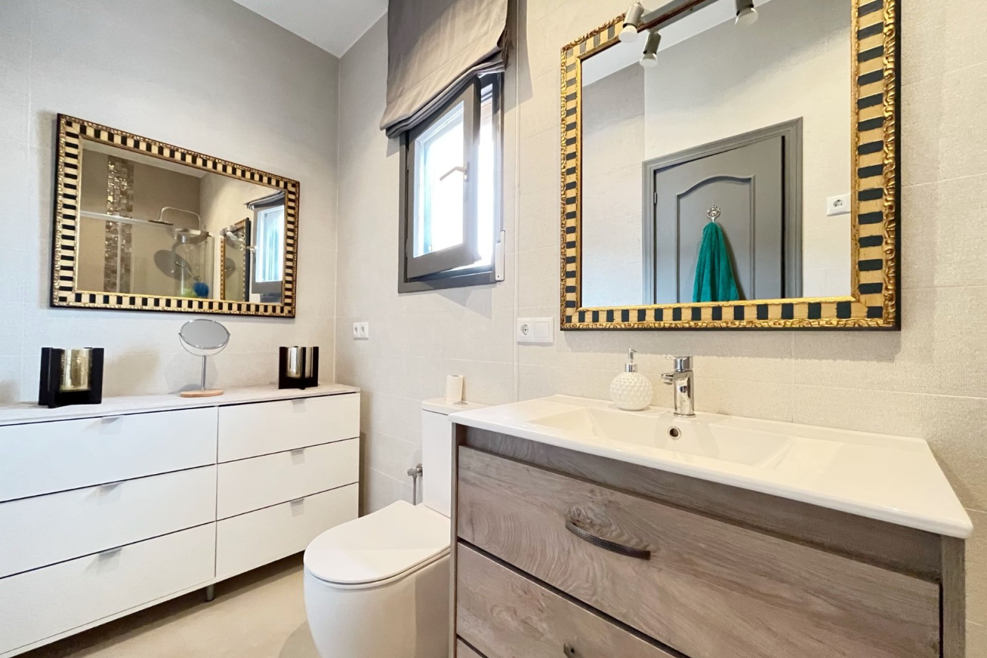 Revente - Maison de ville -
Pedreguer