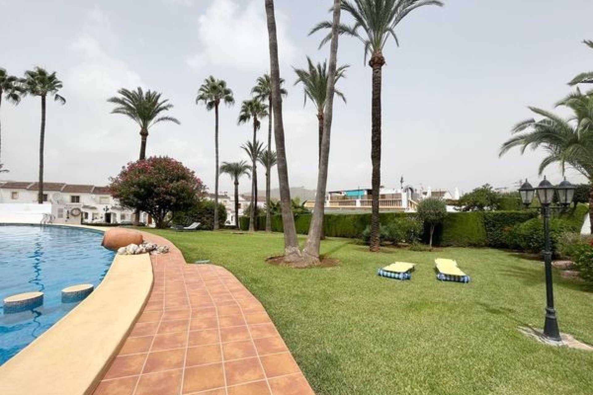 Revente - Maison de ville -
Pedreguer