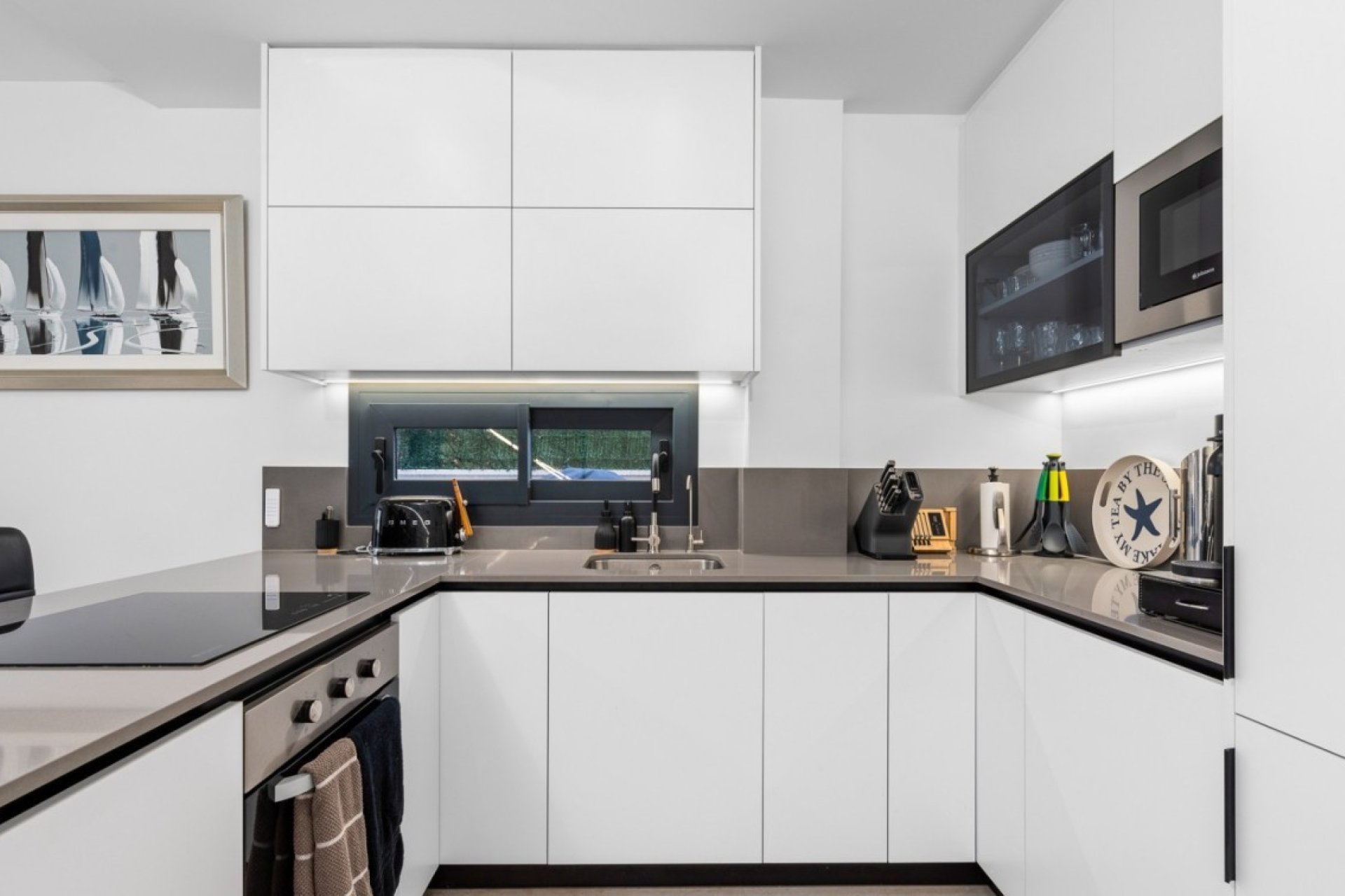 Rynek Pierwotny - Willa -
Guardamar del Segura - Urbanizaciones