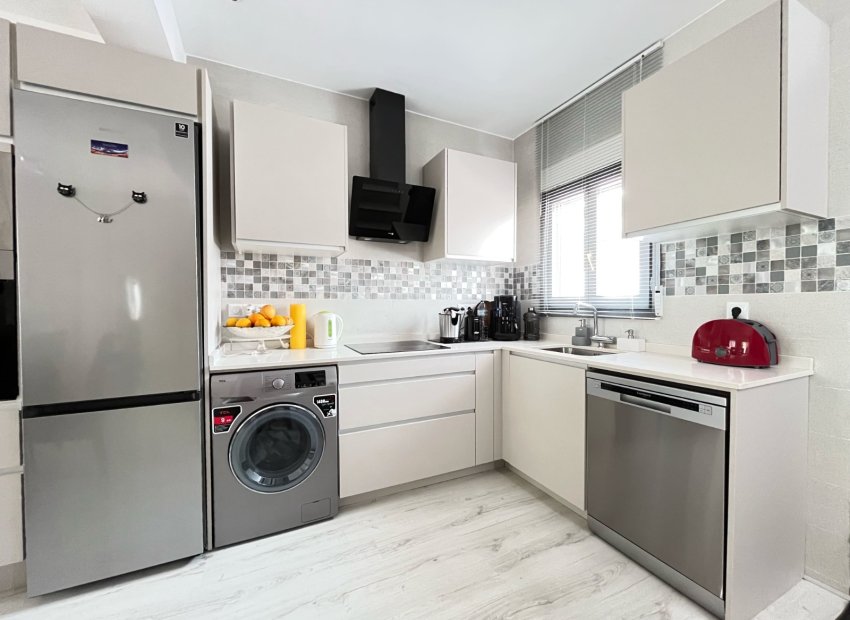 Salon - Maison mitoyenne à Pedreguer – (Alicante)