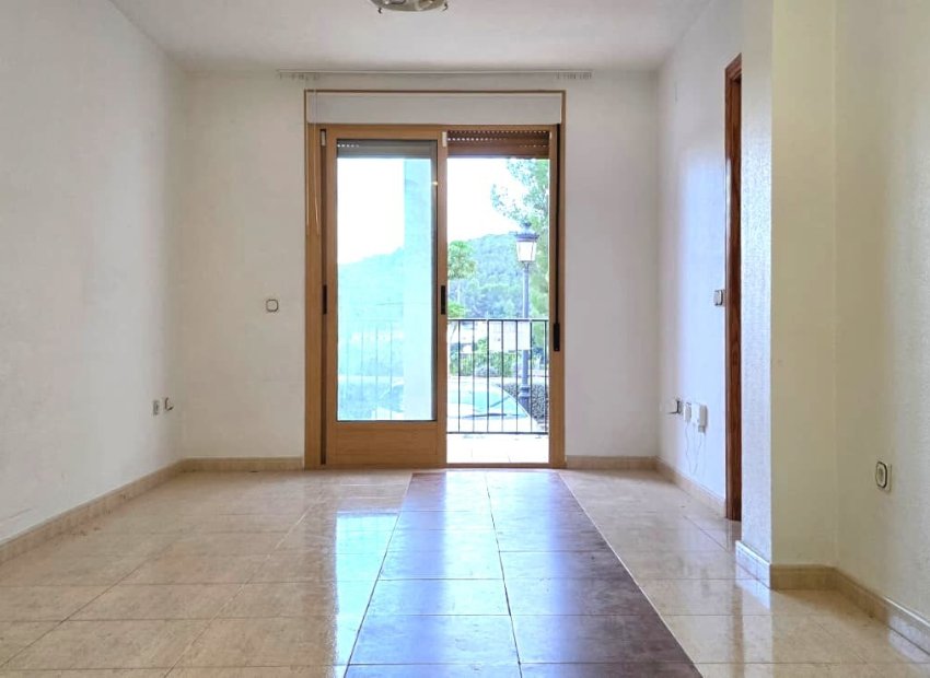 Salón - Piso en venta en Xirles - (Alicante - Costa Blanca)