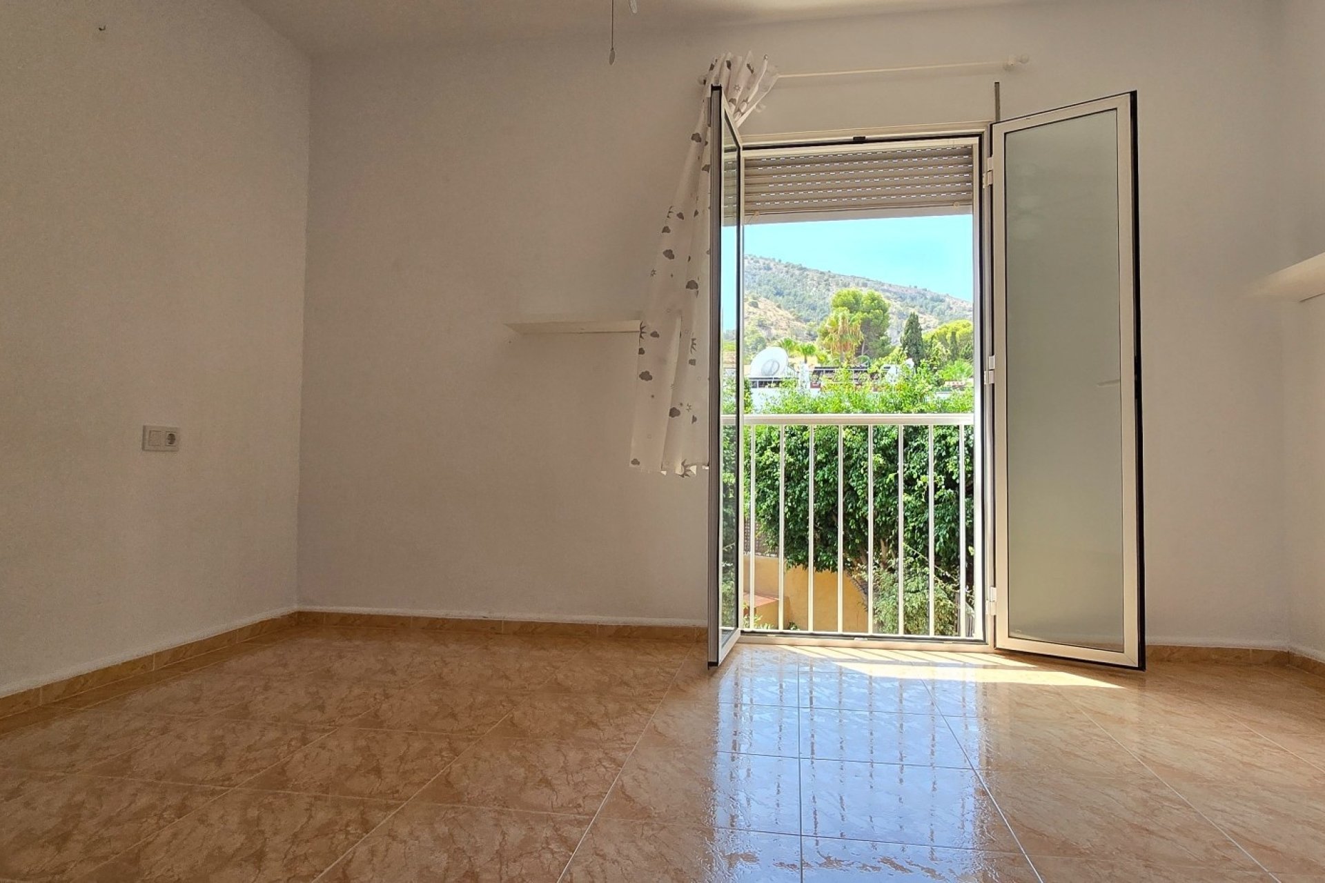 Segunda mano - Adosado -
Albir - centro