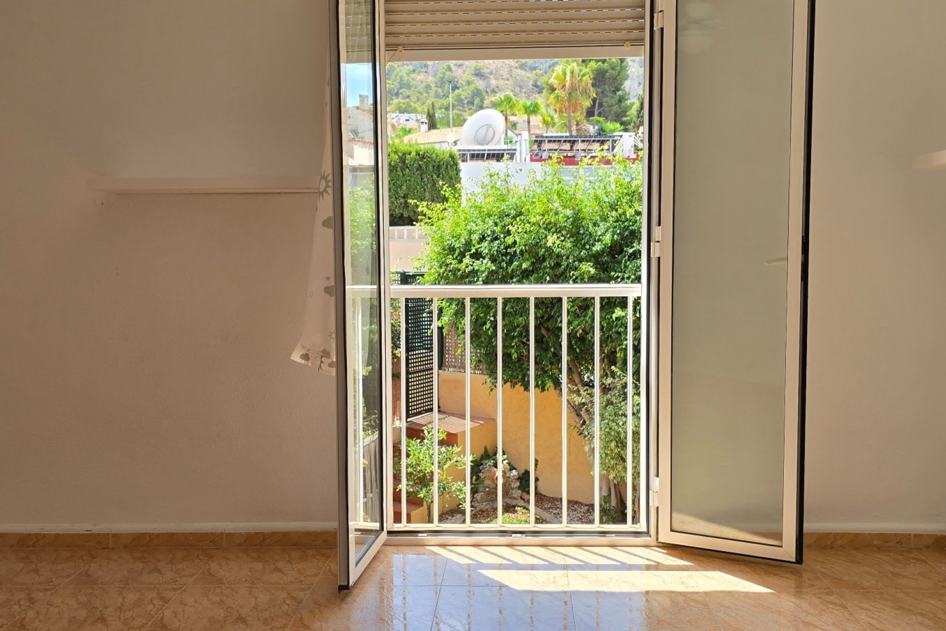 Segunda mano - Adosado -
Albir - centro