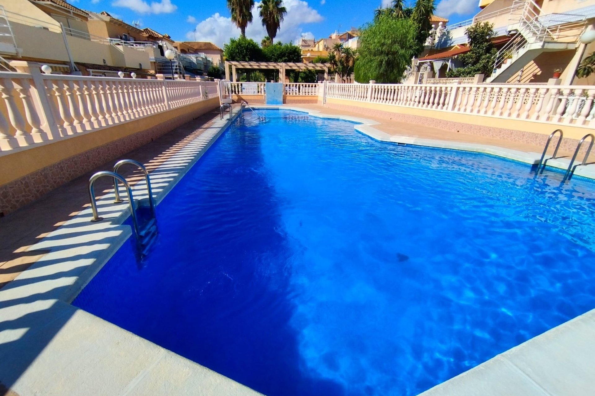 Segunda mano - Adosado -
Torrevieja - Los Balcones - Los Altos del Edén