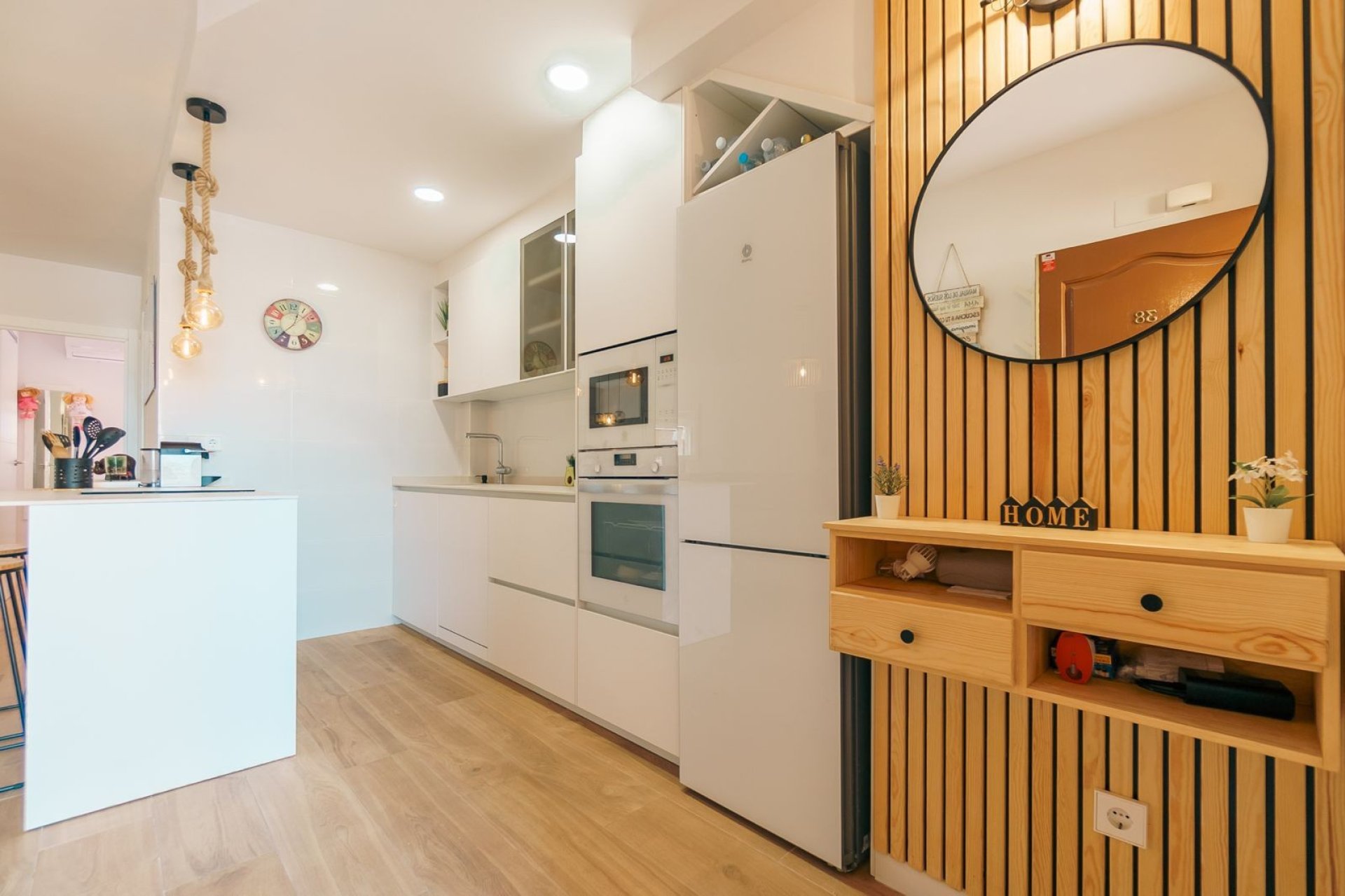 Segunda mano - Apartamento / piso -
Albir - centro