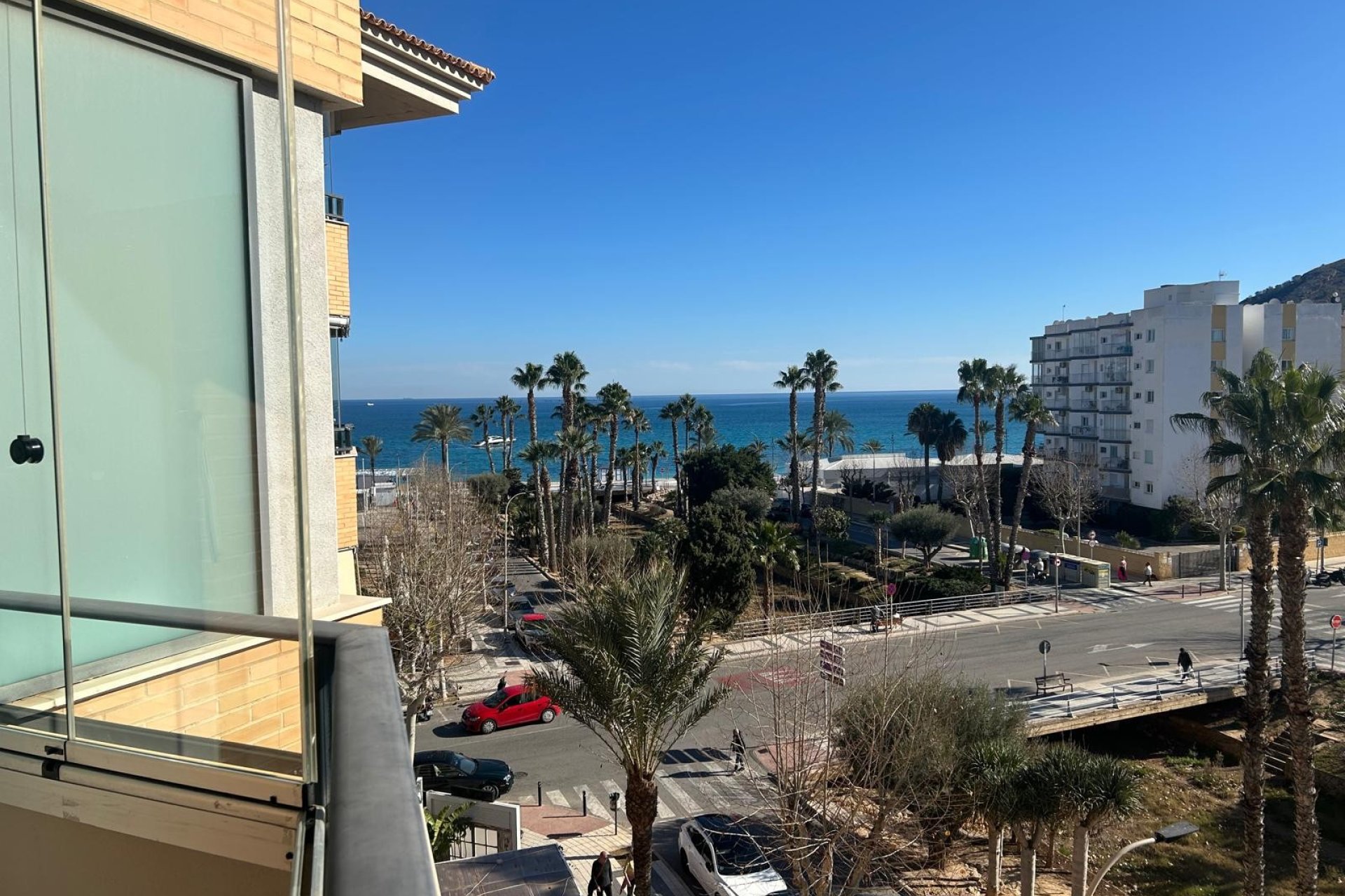 Segunda mano - Apartamento / piso -
Albir - centro