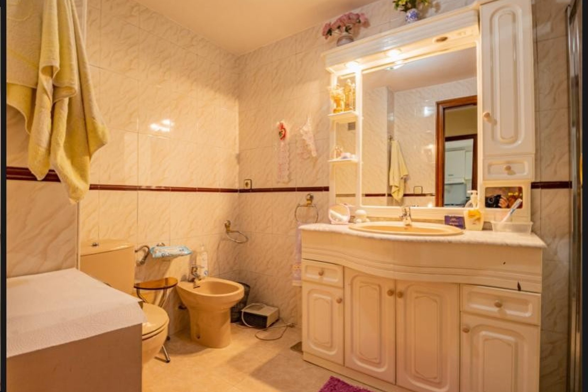 Segunda mano - Apartamento / piso -
Alfas del Pí