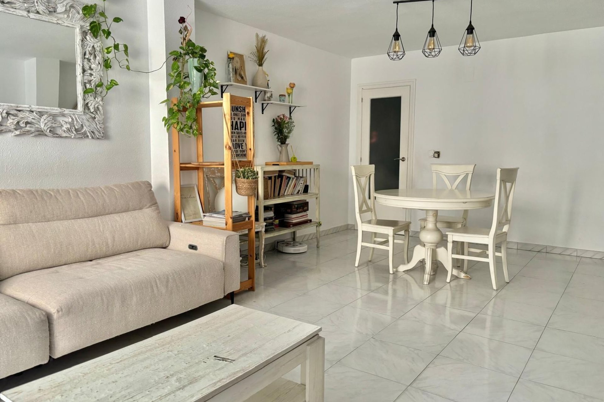 Segunda mano - Apartamento / piso -
Altea
