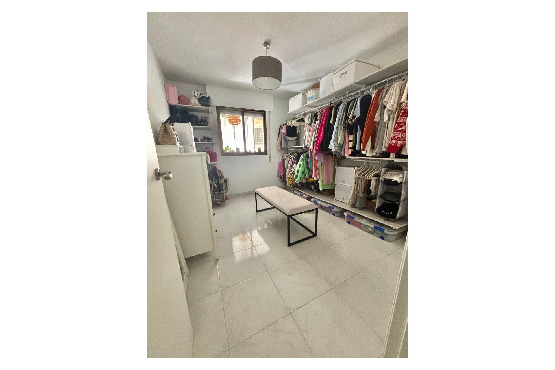 Segunda mano - Apartamento / piso -
Altea