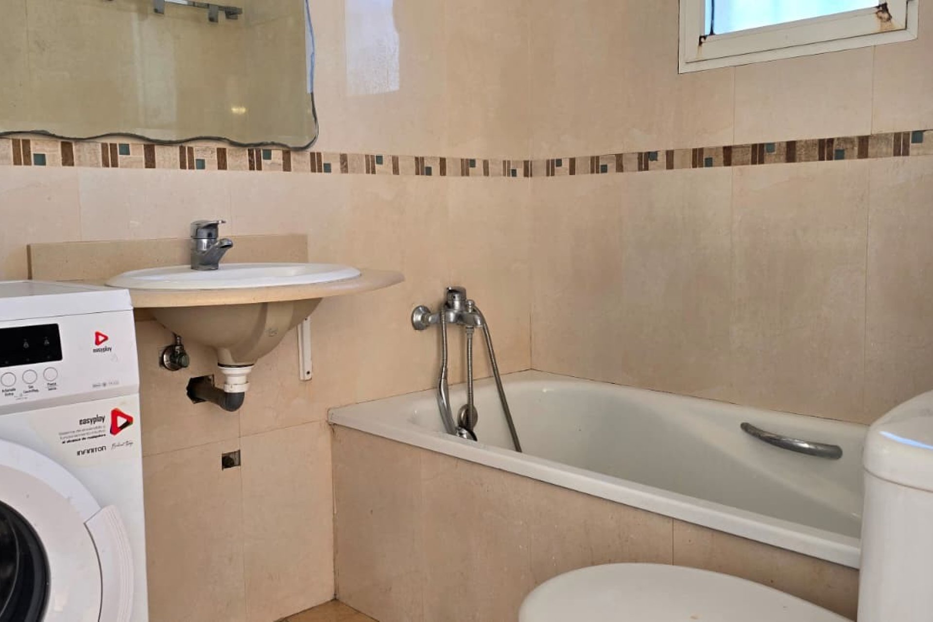 Segunda mano - Apartamento / piso -
Altea