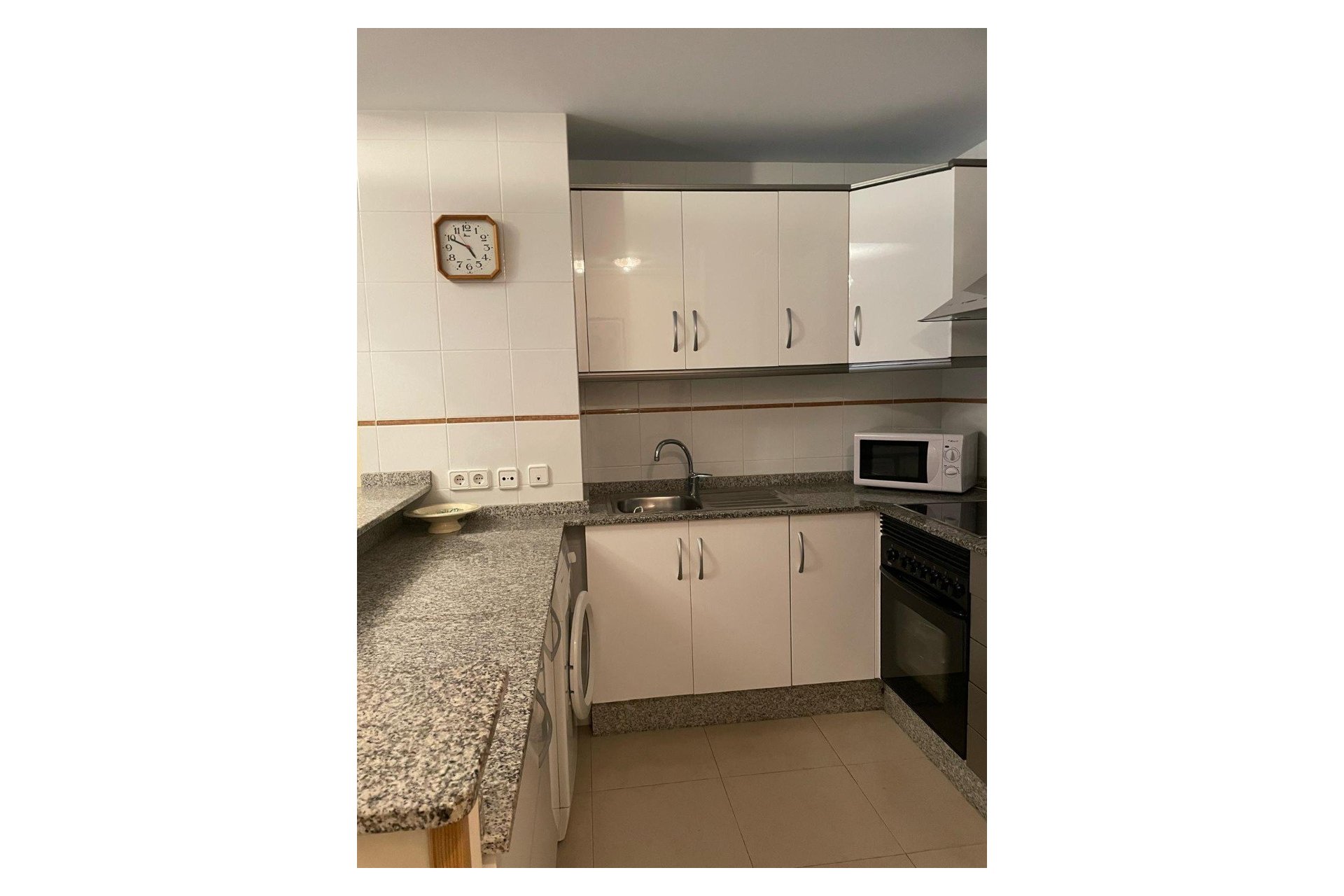 Segunda mano - Apartamento / piso -
Altea