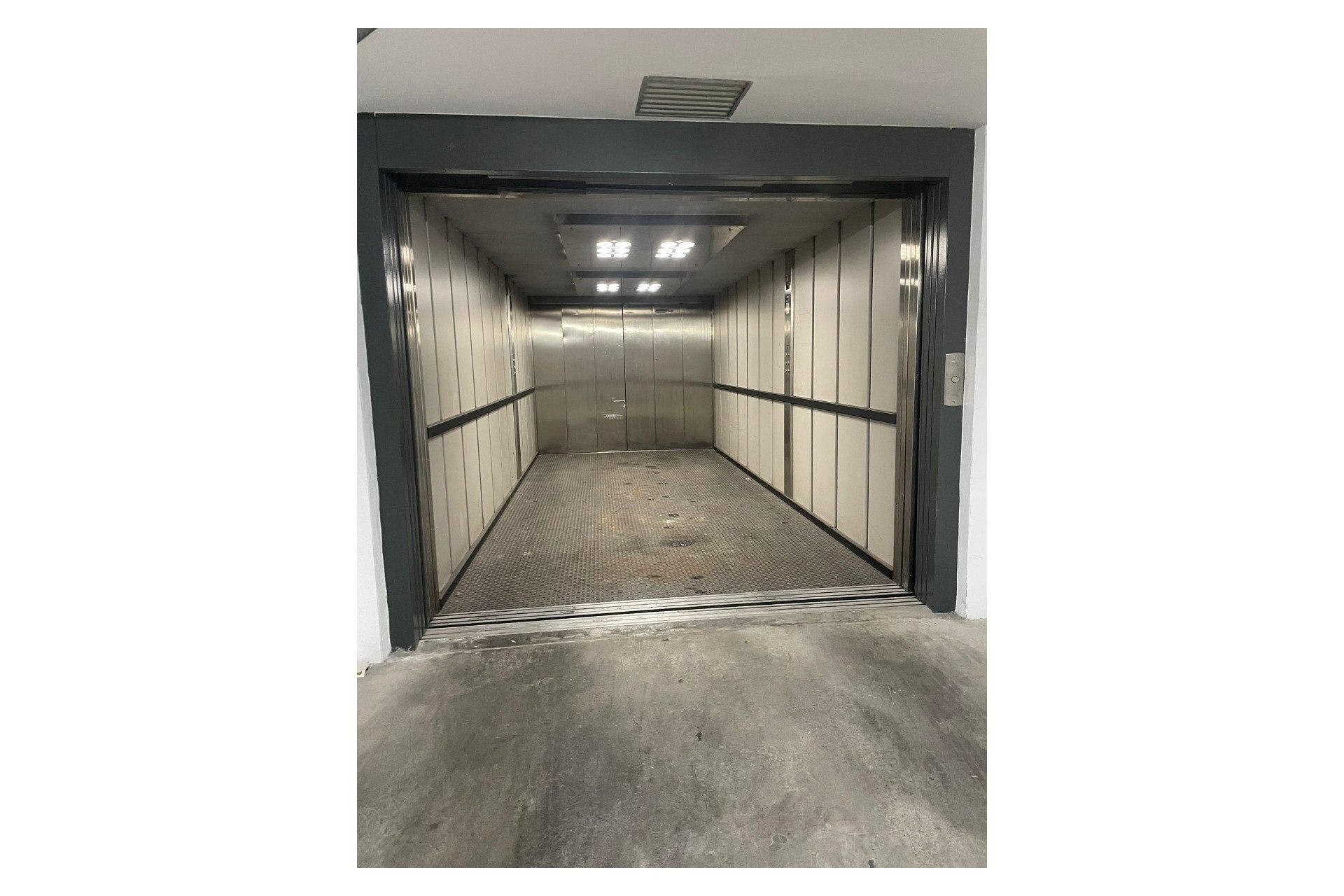 Segunda mano - Apartamento / piso -
Altea