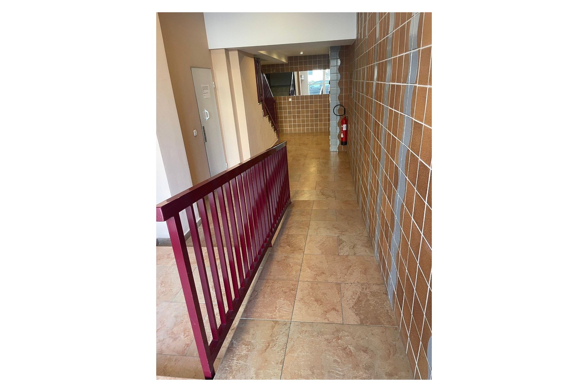 Segunda mano - Apartamento / piso -
Altea