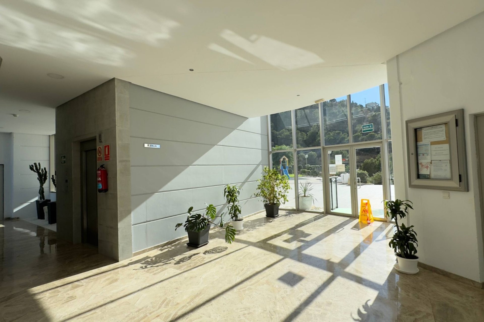 Segunda mano - Apartamento / piso -
Benidorm - Levante