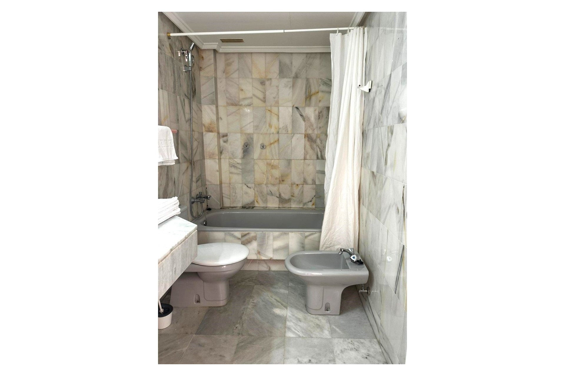 Segunda mano - Apartamento / piso -
Benidorm - Zona de Poniente