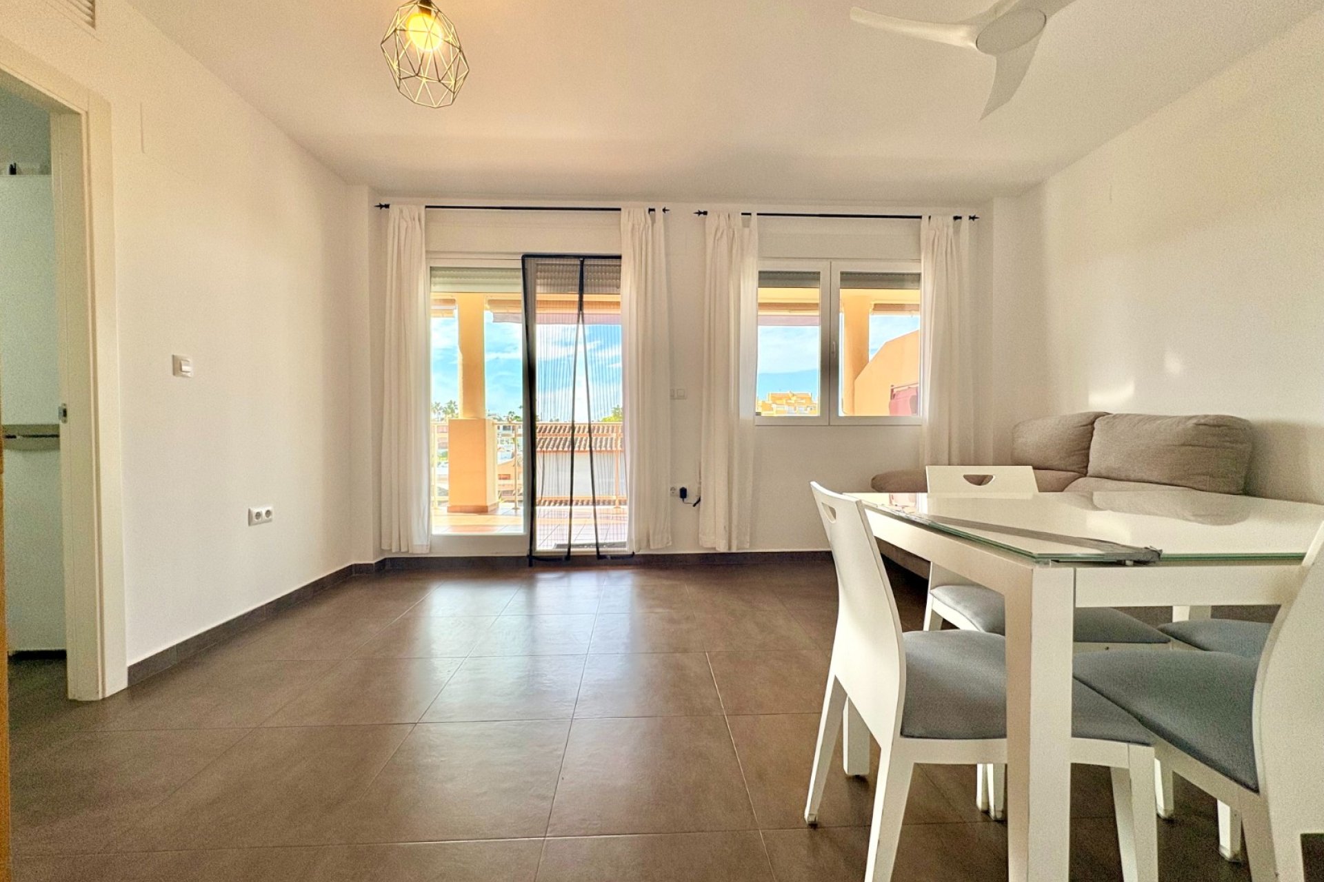 Segunda mano - Apartamento / piso -
Denia - Les Marines - Las Marinas