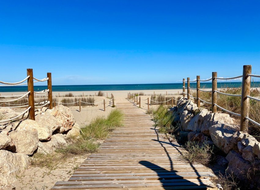 Segunda mano - Apartamento / piso -
Denia - Les Marines - Las Marinas