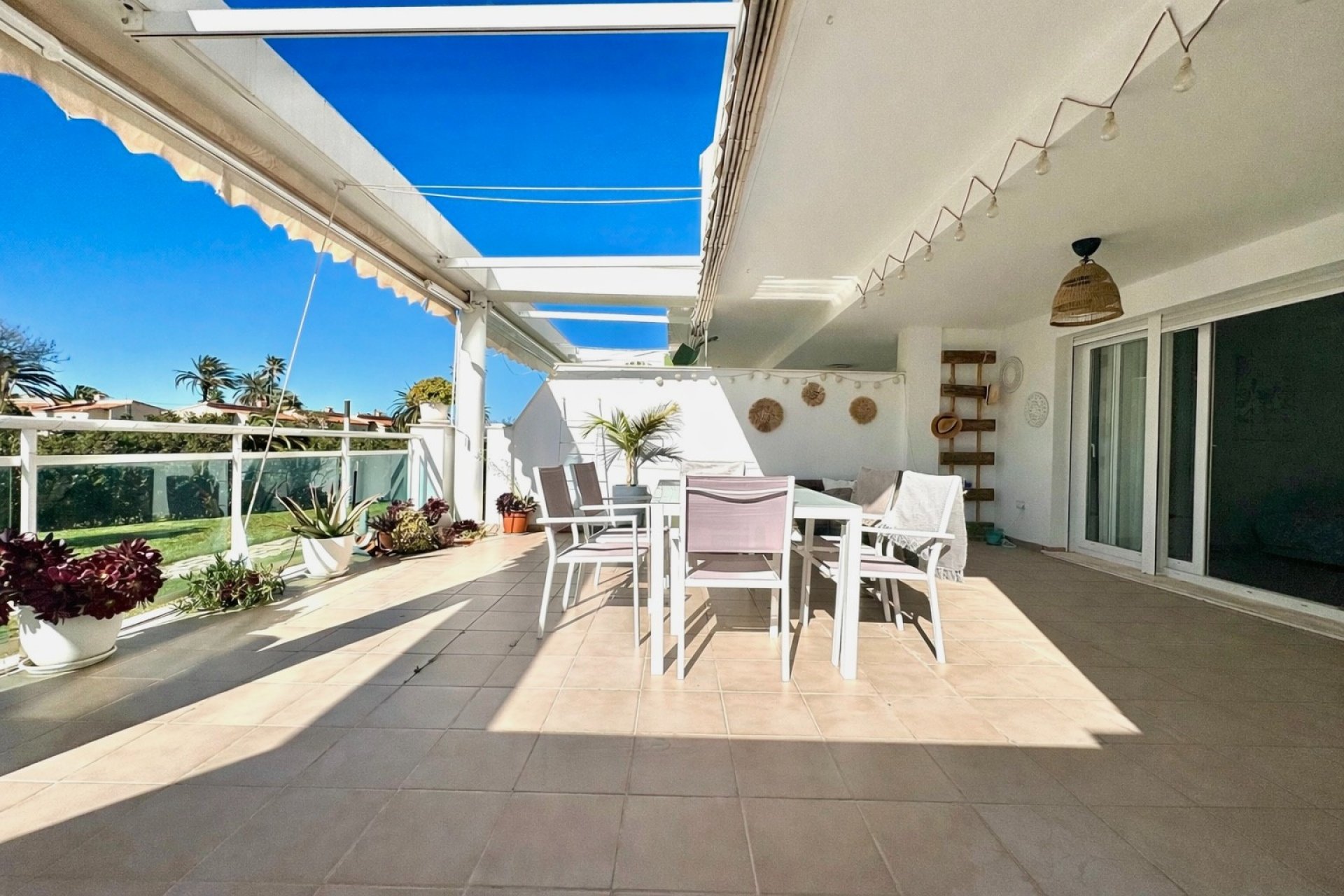 Segunda mano - Apartamento / piso -
Denia - Les Marines - Las Marinas