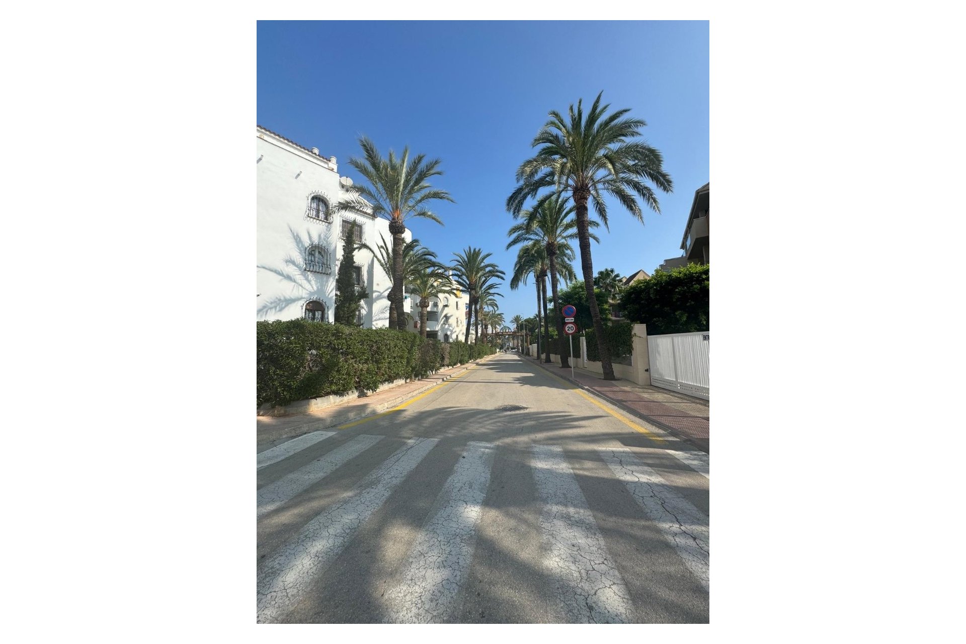 Segunda mano - Apartamento / piso -
Denia - Les Marines - Las Marinas