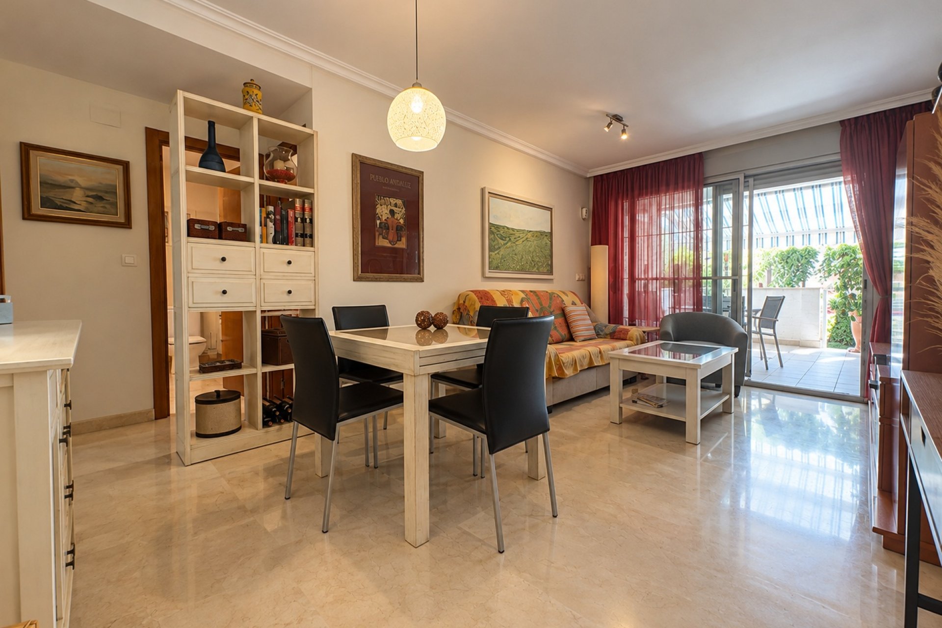 Segunda mano - Apartamento / piso -
Denia - Les Marines - Las Marinas