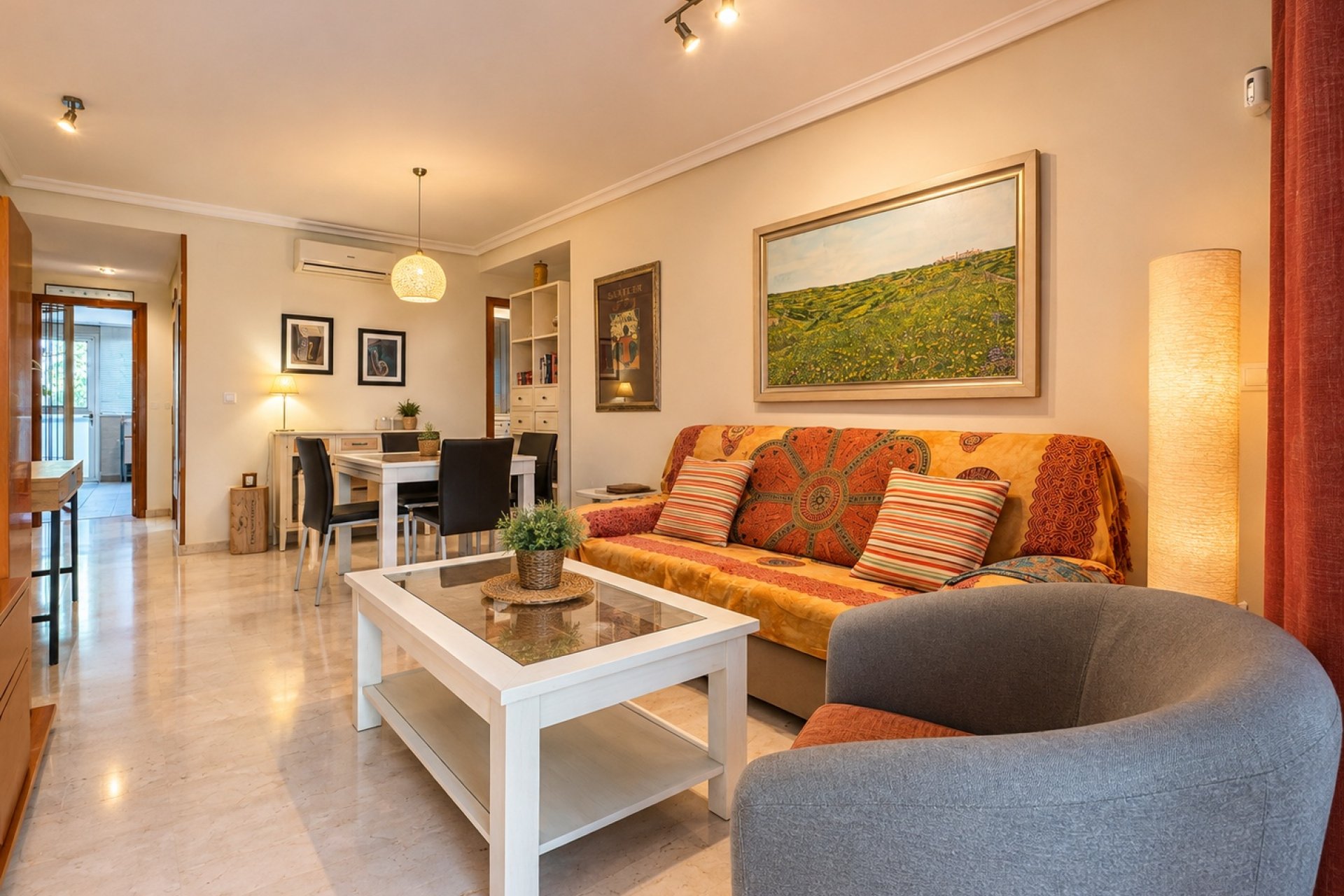 Segunda mano - Apartamento / piso -
Denia - Les Marines - Las Marinas