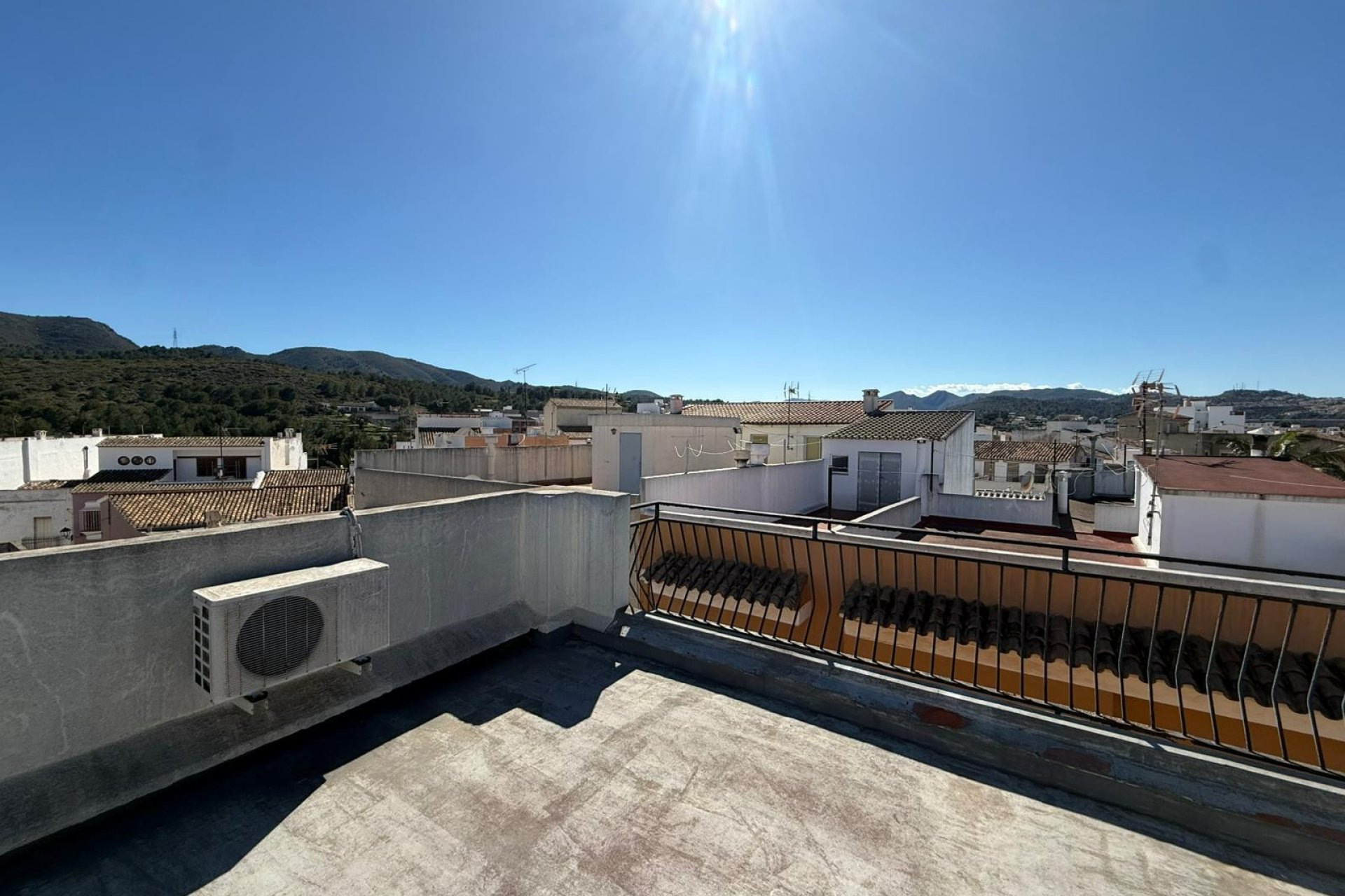 Segunda mano - Apartamento / piso -
Gata de Gorgos