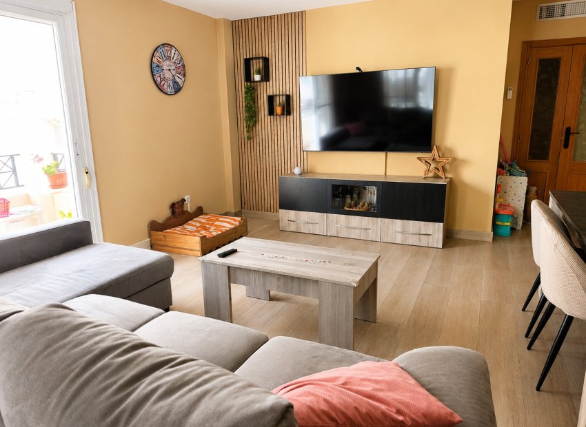 Segunda mano - Apartamento / piso -
La Nucía