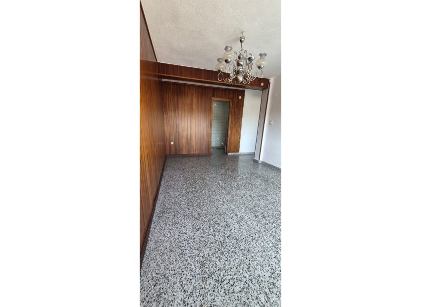 Segunda mano - Apartamento / piso -
La Nucía