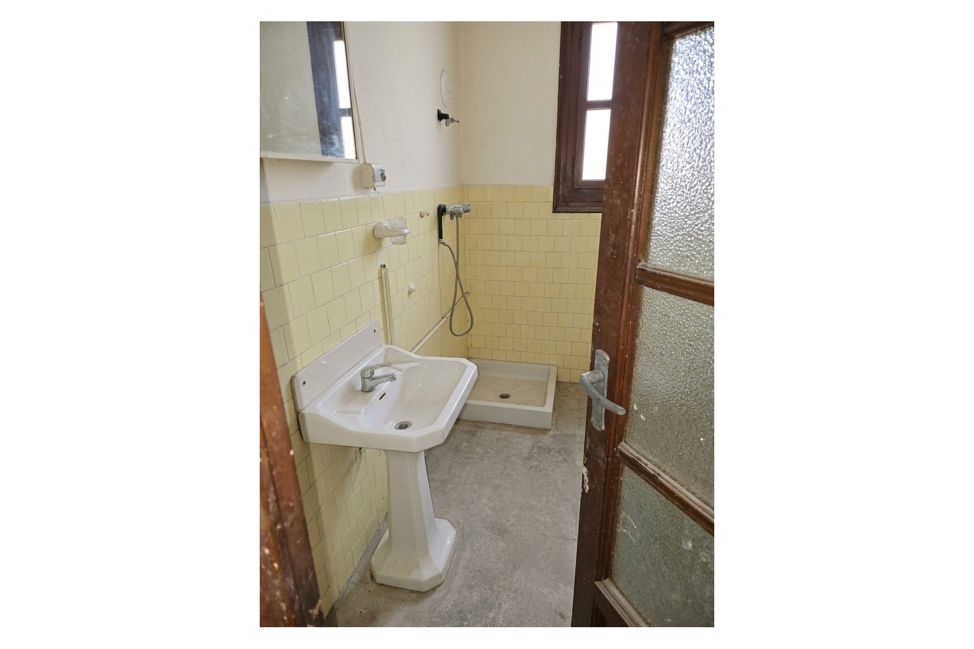 Segunda mano - Apartamento / piso -
Llauri