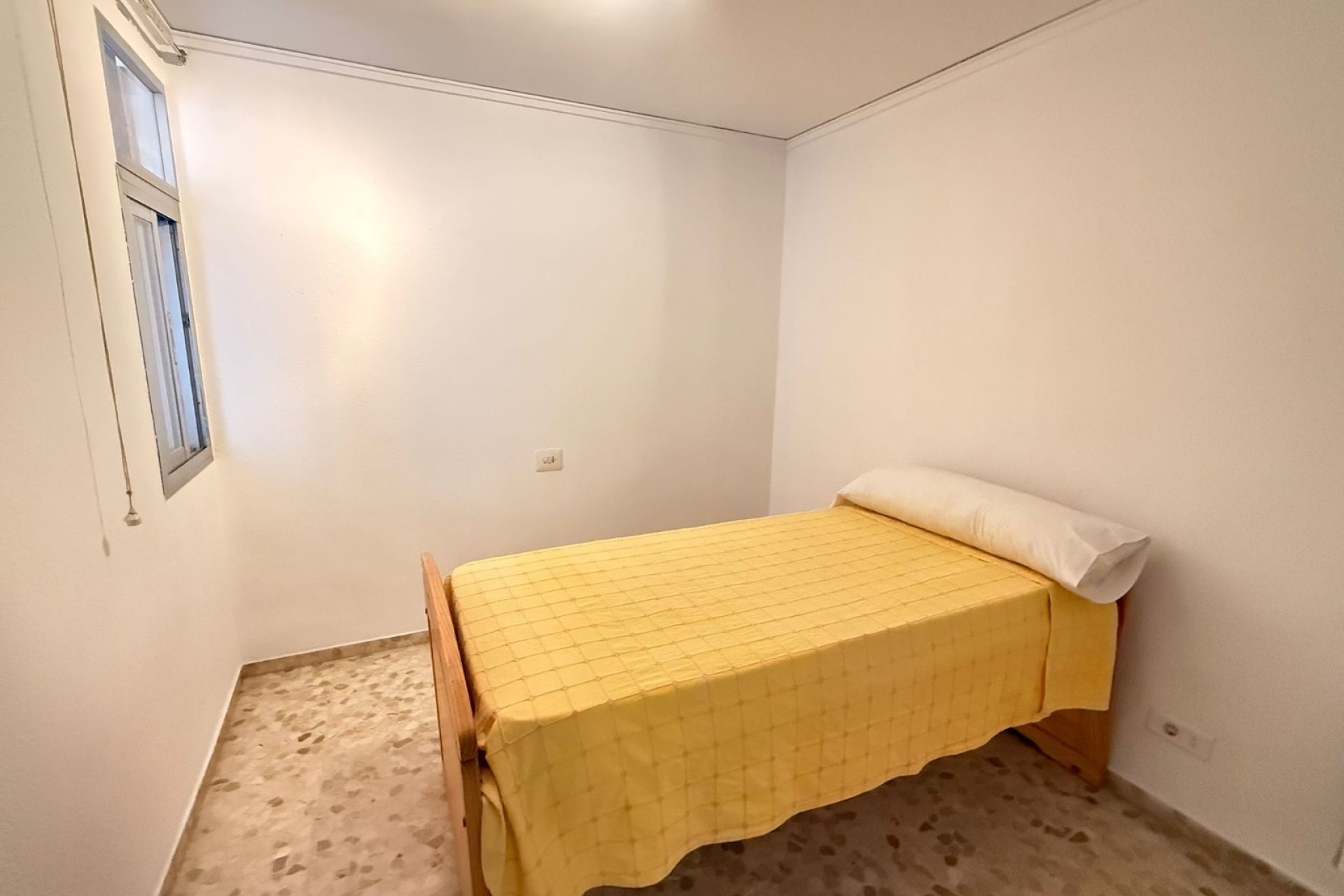 Segunda mano - Apartamento / piso -
Miramar