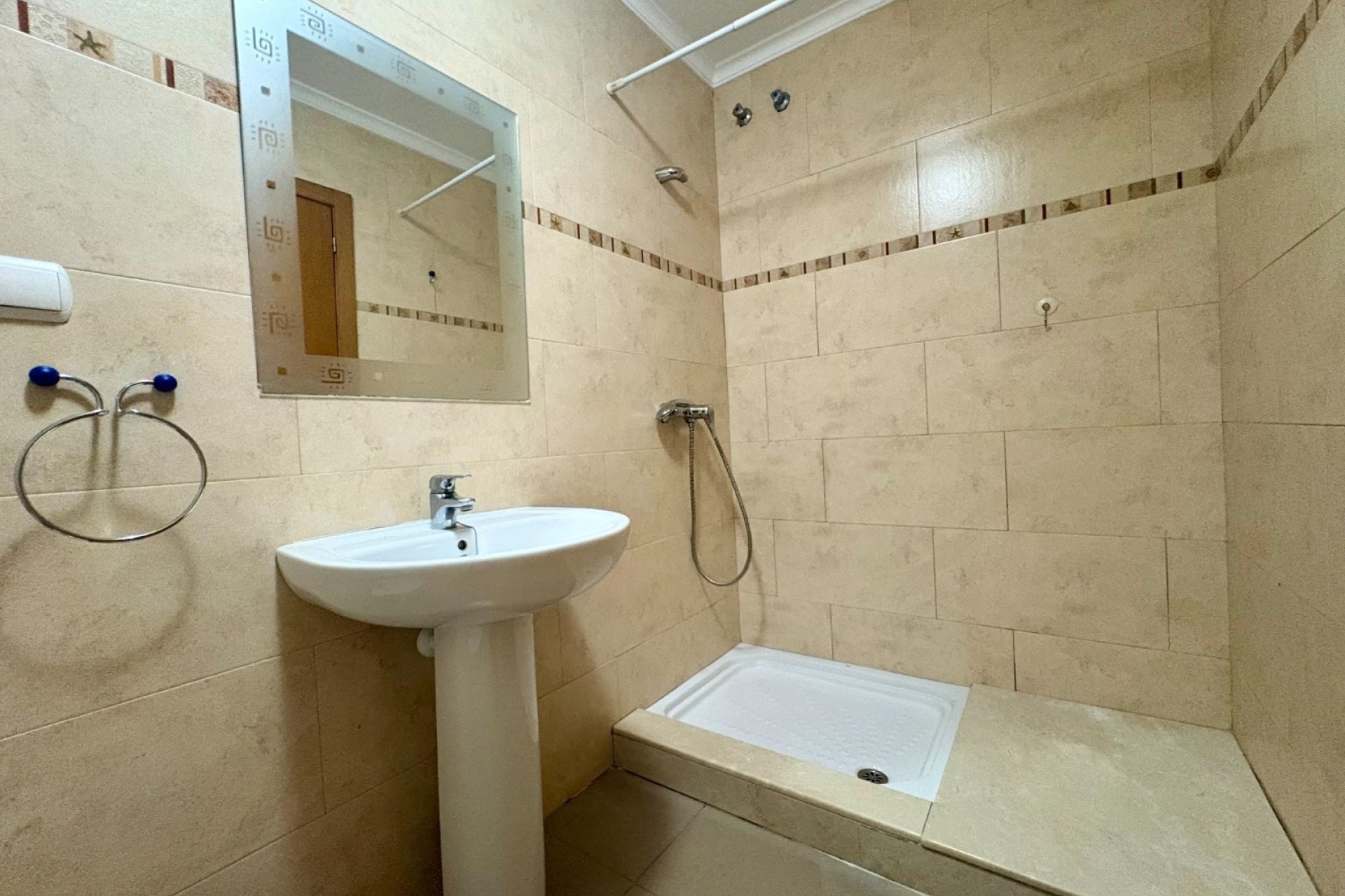 Segunda mano - Apartamento / piso -
Ondara