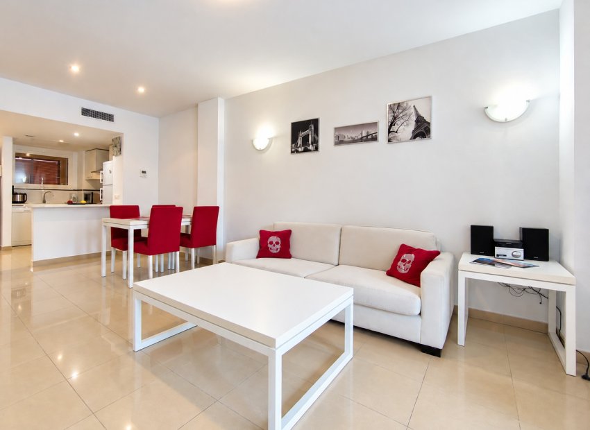 Segunda mano - Apartamento / piso -
Orihuela Costa