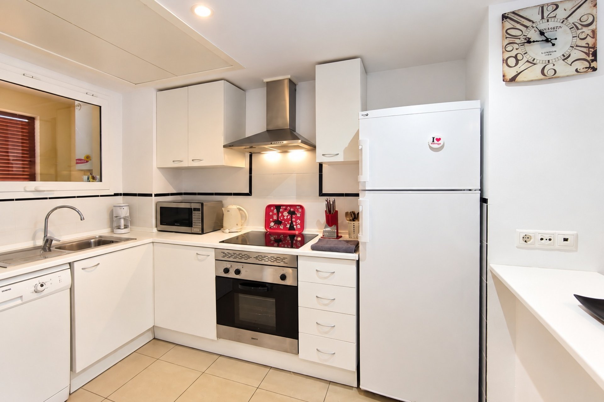 Segunda mano - Apartamento / piso -
Orihuela Costa