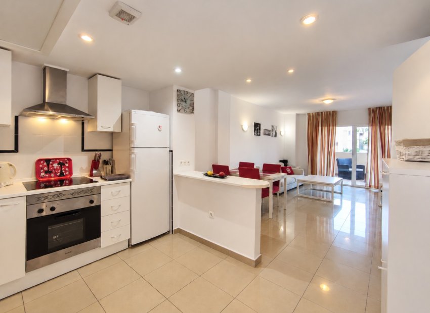 Segunda mano - Apartamento / piso -
Orihuela Costa