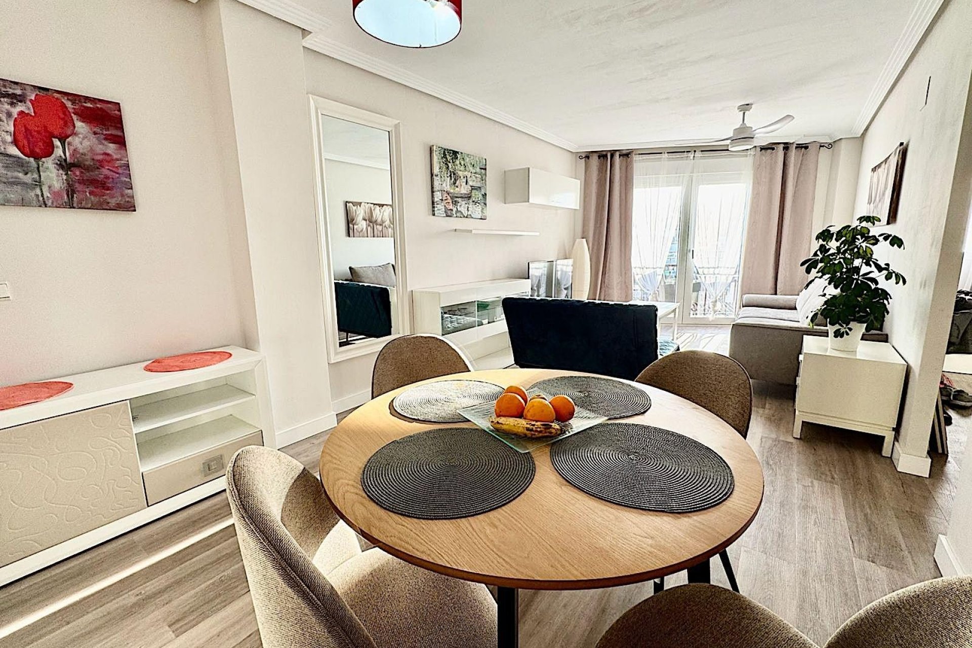 Segunda mano - Apartamento / piso -
Vergel