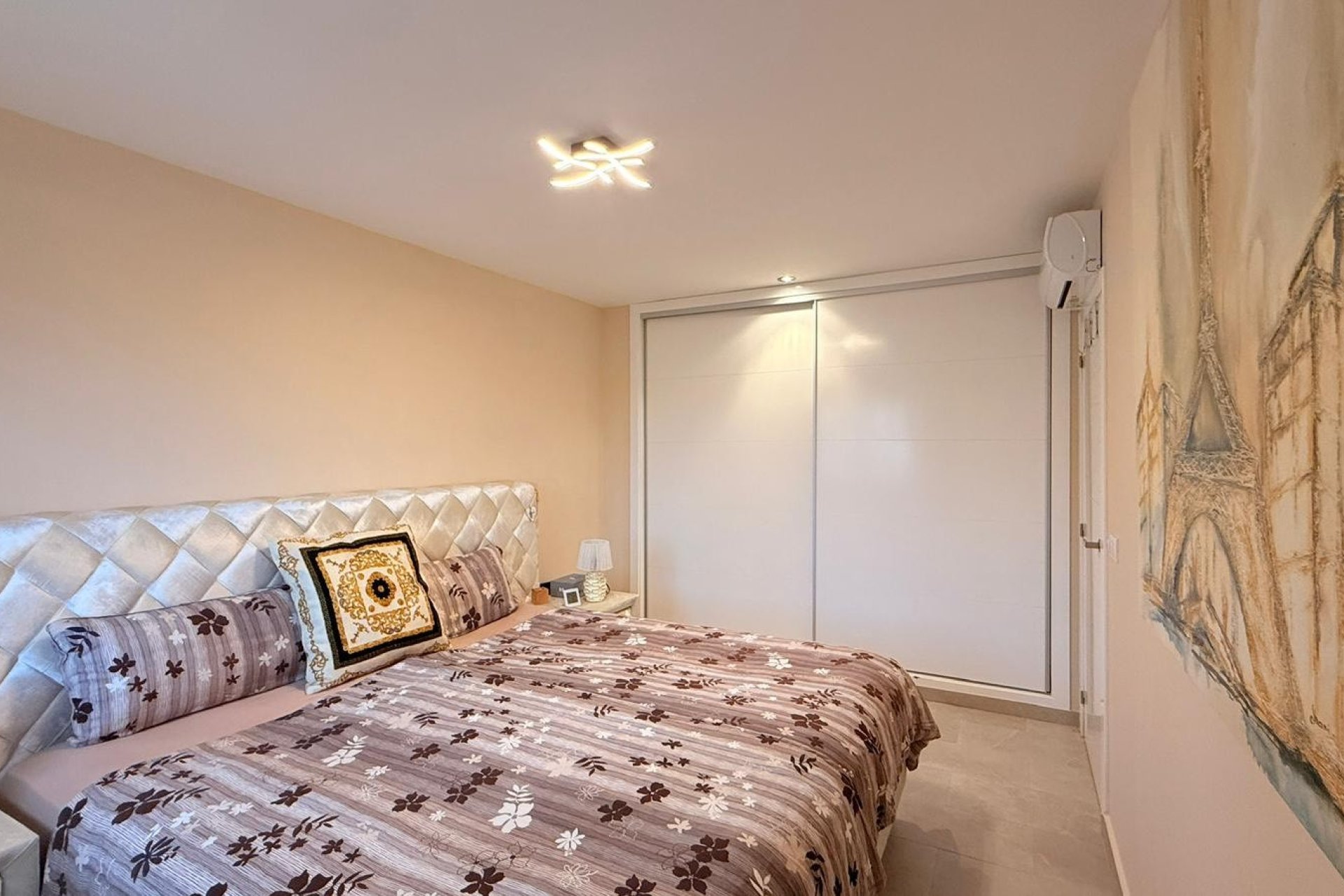 Segunda mano - Apartamento / piso -
Vergel