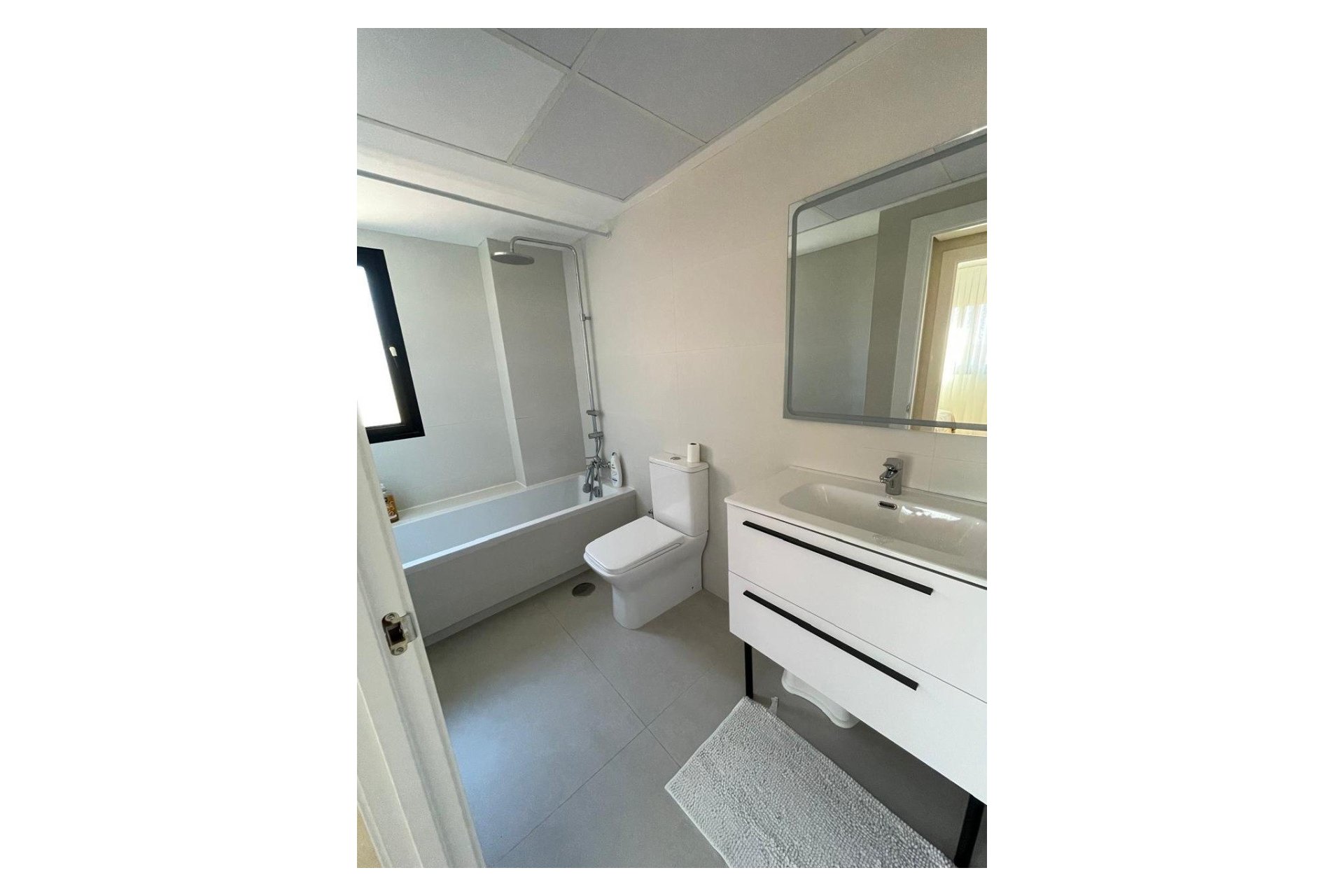 Segunda mano - Apartamento / piso -
Villajoyosa - Cala de Villajoyosa