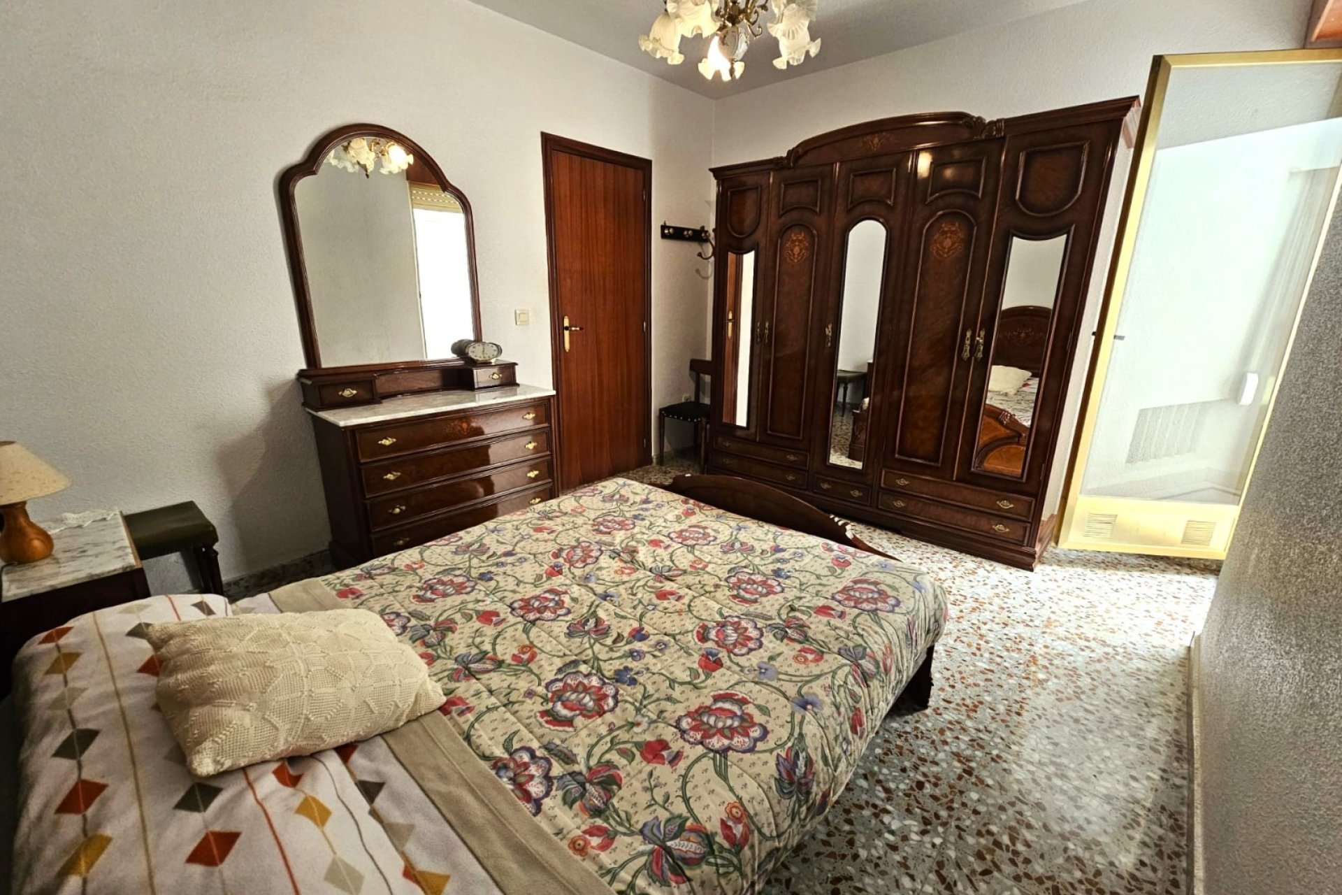 Segunda mano - Apartamento / piso -
Villajoyosa