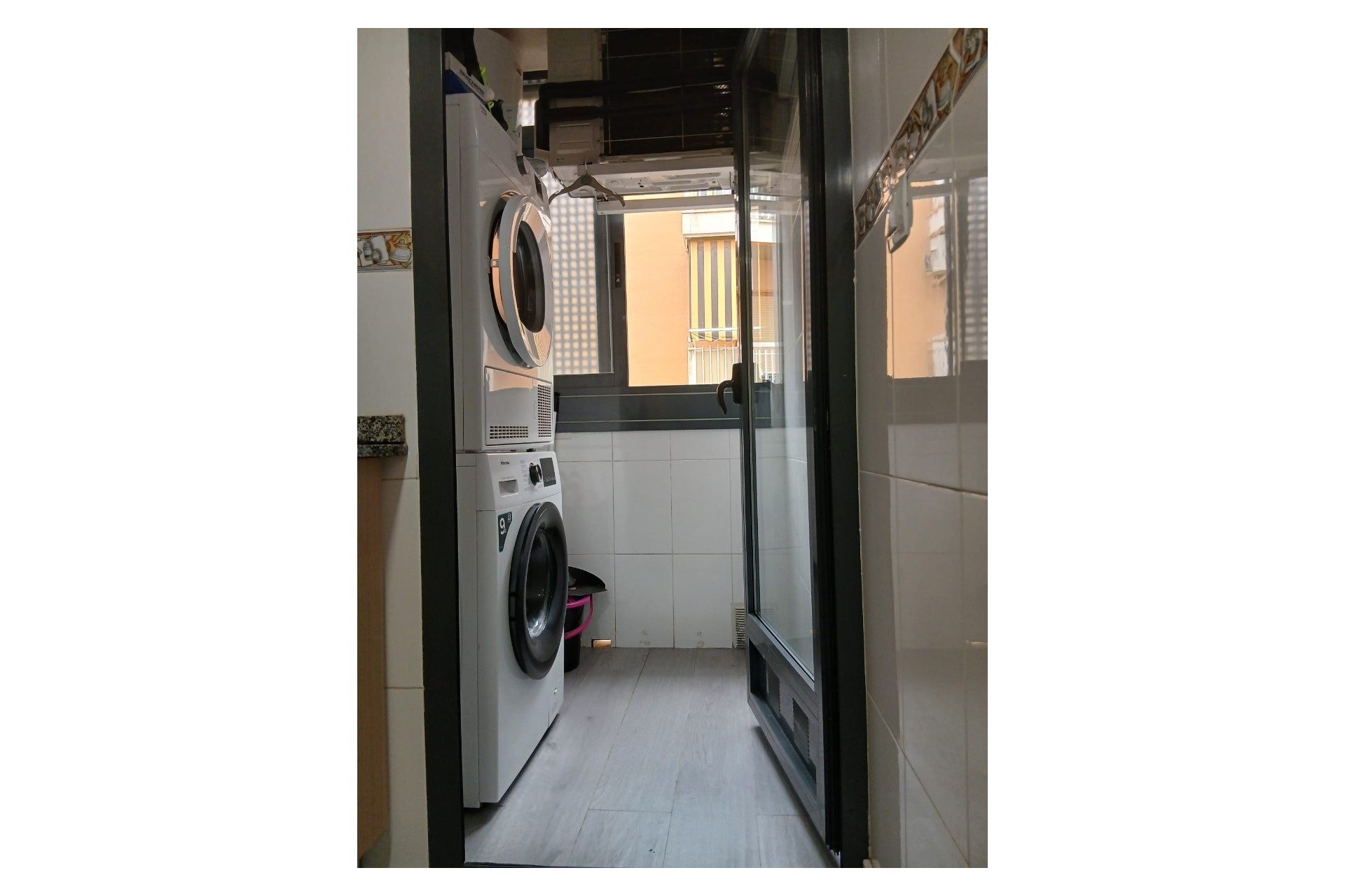 Segunda mano - Apartamento / piso -
Villajoyosa