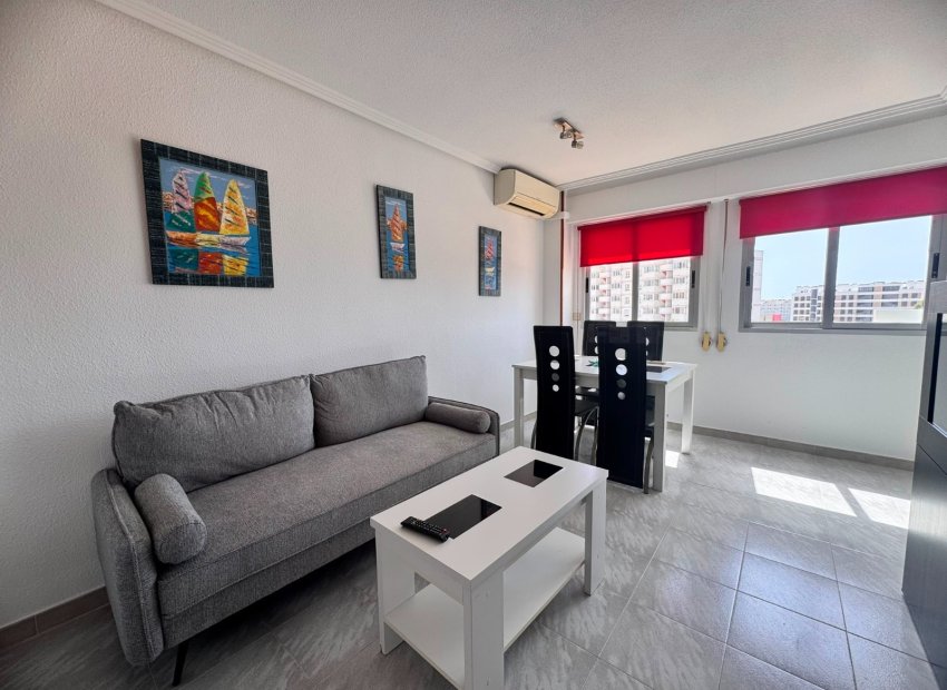 Segunda mano - Apartamento / piso -
Villajoyosa
