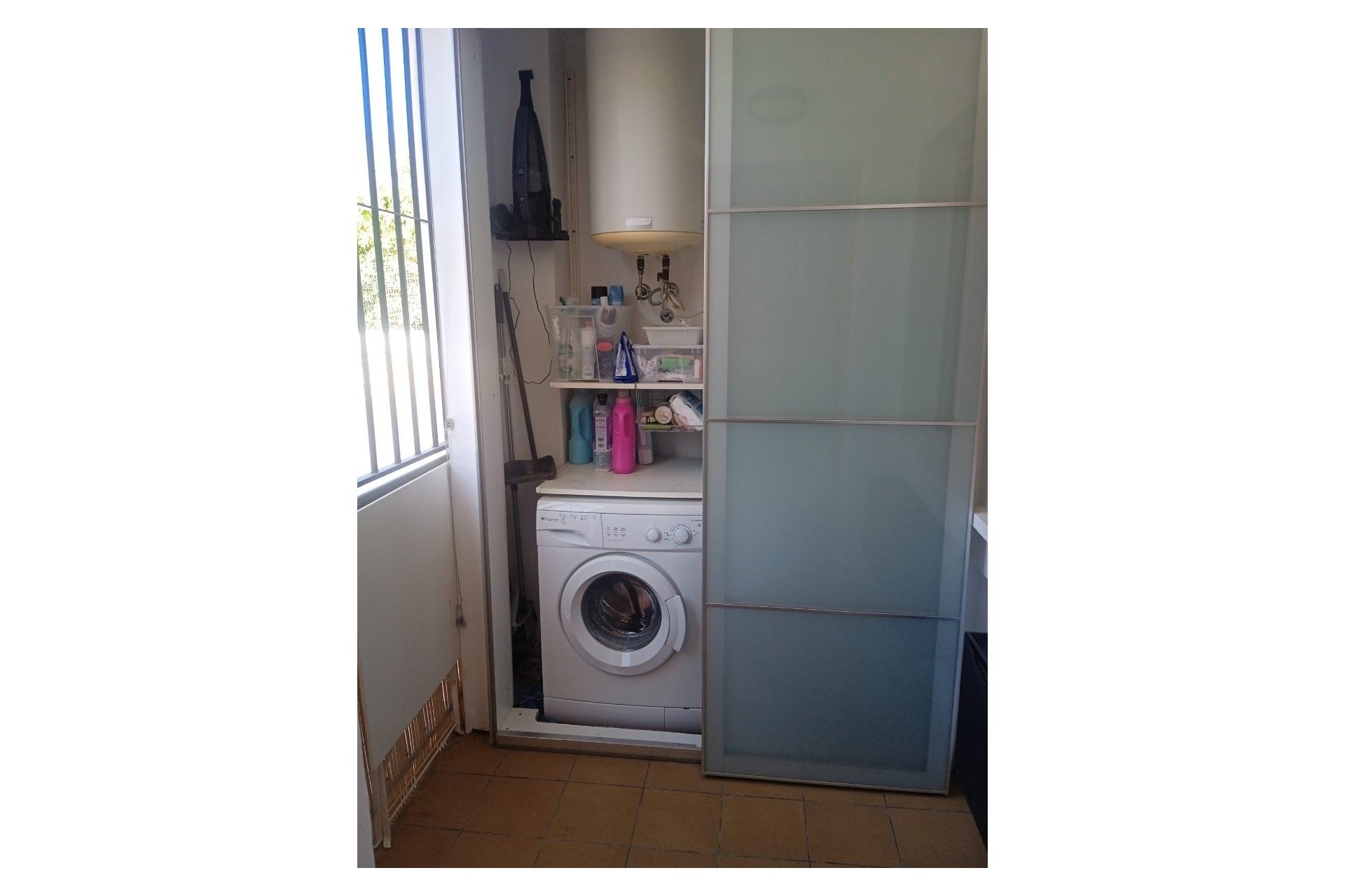 Segunda mano - Apartamento / piso -
Xirles