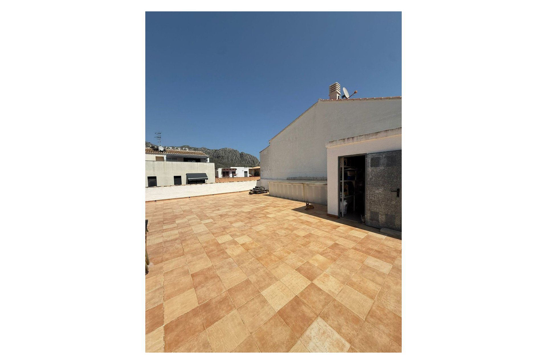 Segunda mano - Casa  -
Beniarbeig