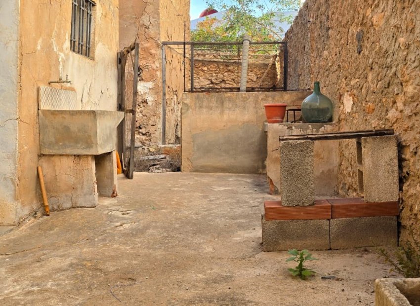 Segunda mano - Casa de pueblo  -
Alfas del Pí